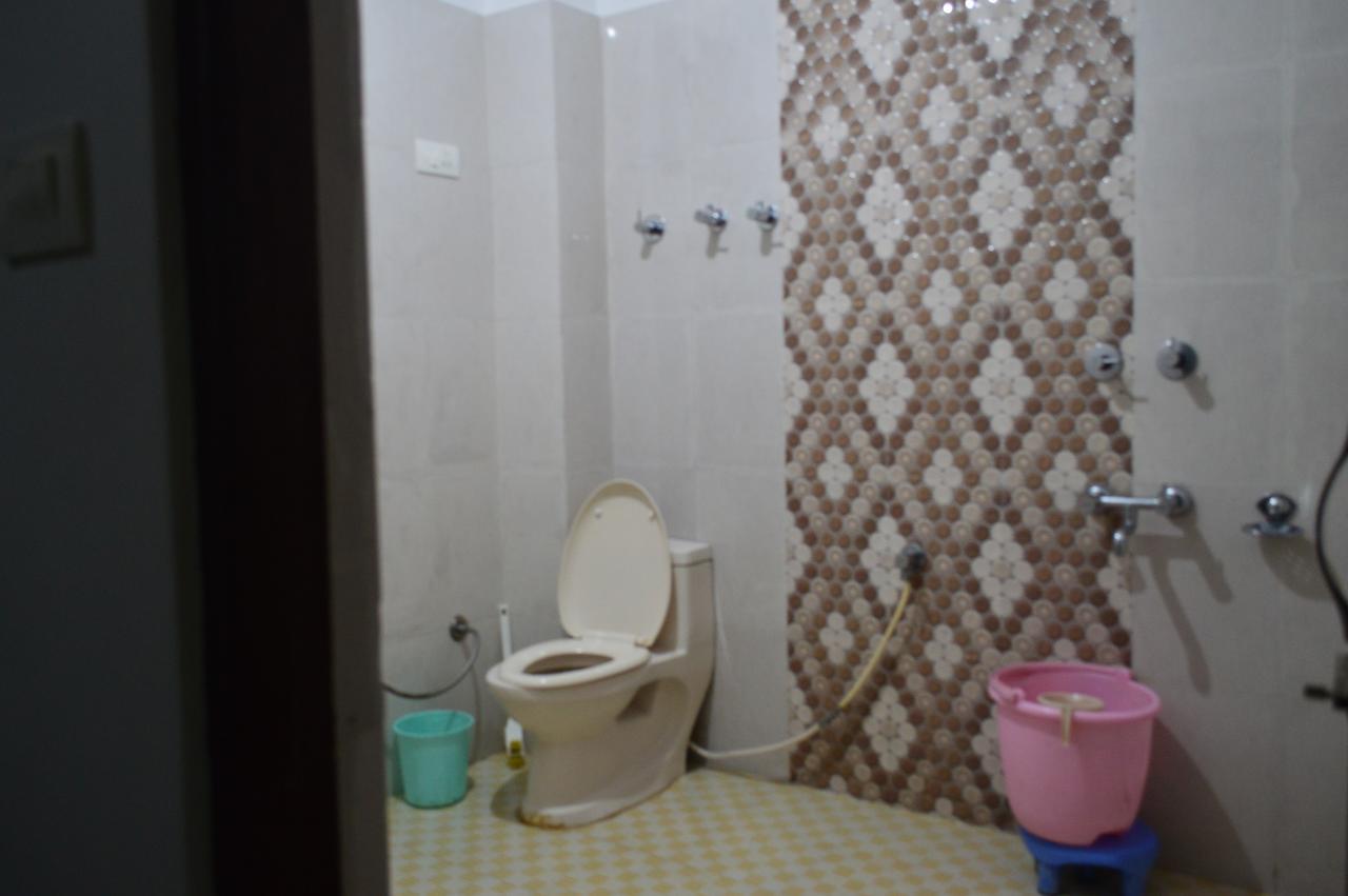 דרמסאלה Dharamkot Inn מראה חיצוני תמונה